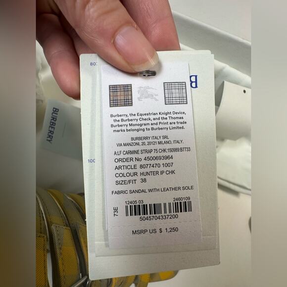 NWB Burberry Carmine Check Sandals Women's 8 Yellow/Green Buckled Strap Slip On - Picture 9 of 15